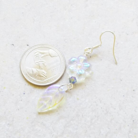 Is it Winter Yet??? Iridescent Glowing Shimmering Flower + Leaf Dangle Earrings - Picture 5 of 9